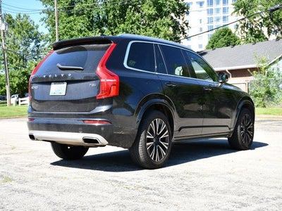 2020 Volvo XC90 T5 Momentum