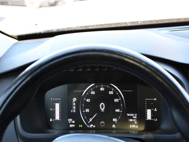 2018 Volvo XC90 T5 Momentum