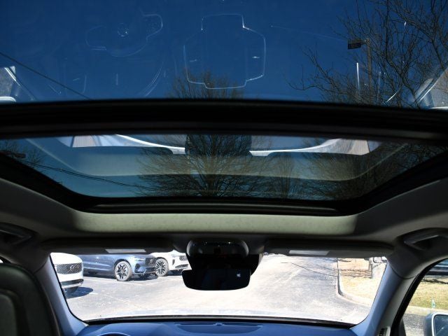 2018 Volvo XC90 T5 Momentum