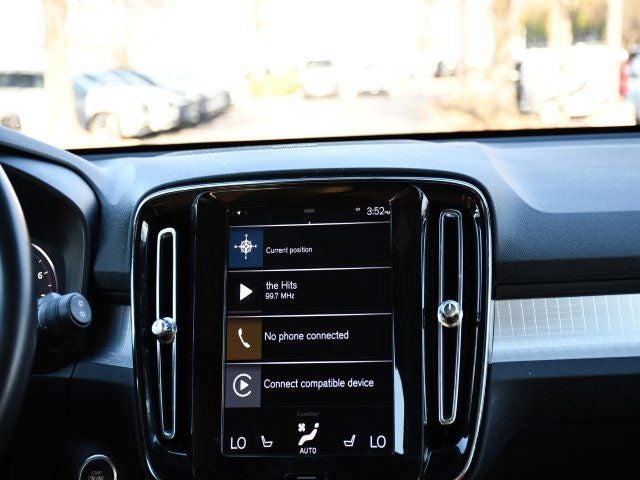 2019 Volvo XC40 Momentum