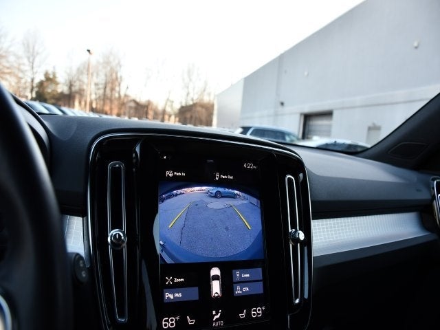 2019 Volvo XC40 Momentum