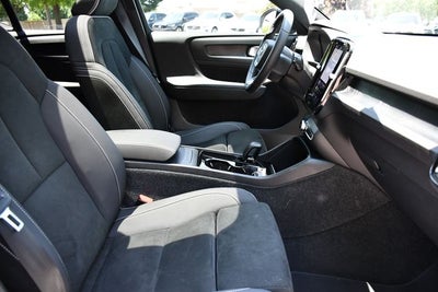 2023 Volvo XC40 Recharge Pure Electric Twin Plus
