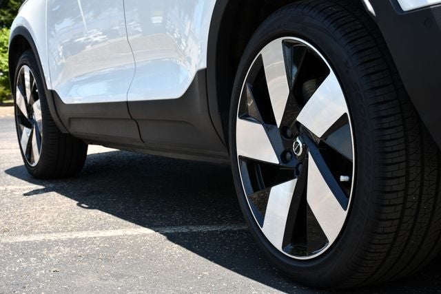 2023 Volvo XC40 Recharge Pure Electric Twin Plus