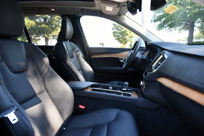 2024 Volvo XC90 Recharge Plug-In Hybrid T8 Plus Bright Theme 7 Passenger