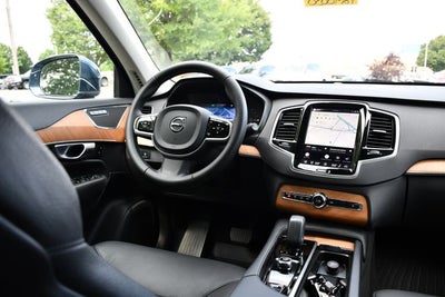 2024 Volvo XC90 Recharge Plug-In Hybrid T8 Plus Bright Theme 7 Passenger