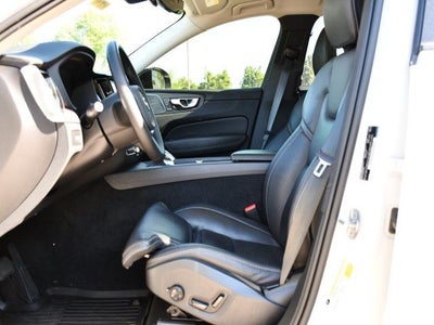 2024 Volvo XC60 Recharge Plug-In Hybrid Ultimate