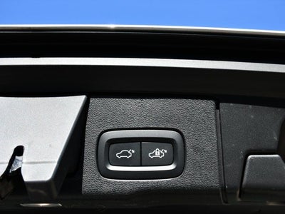 2024 Volvo XC60 Recharge Plug-In Hybrid Ultimate