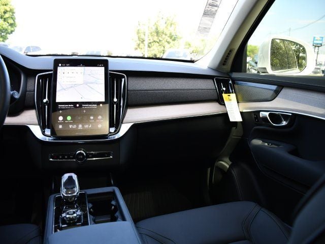 2025 Volvo XC90 Plug-In Hybrid T8 Plus 7 Passenger 2025.5