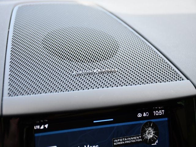 2025 Volvo XC60 Plug-In Hybrid T8 Plus