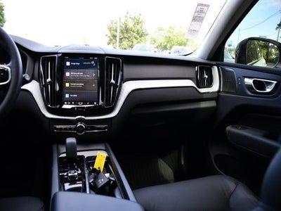 2025 Volvo XC60 Plug-In Hybrid T8 Plus