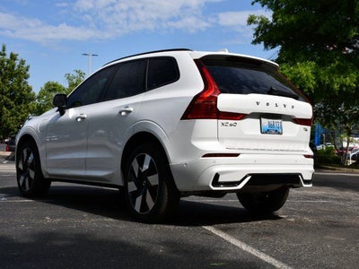 2025 Volvo XC60 Plug-In Hybrid T8 Plus