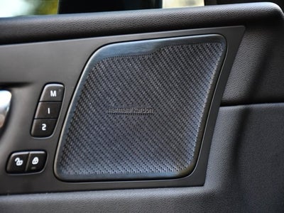 2022 Volvo XC60 B5 Inscription