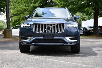 2023 Volvo XC90 B5 Plus