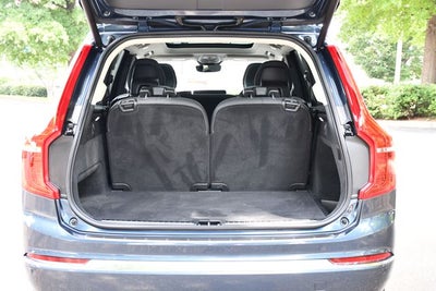 2023 Volvo XC90 B5 Plus