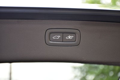 2023 Volvo XC90 B5 Plus