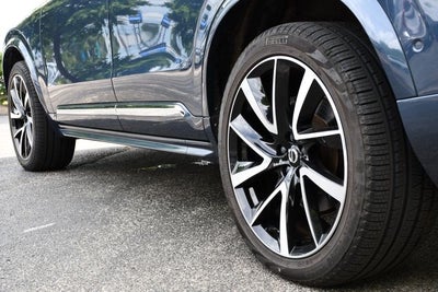 2023 Volvo XC90 B5 Plus