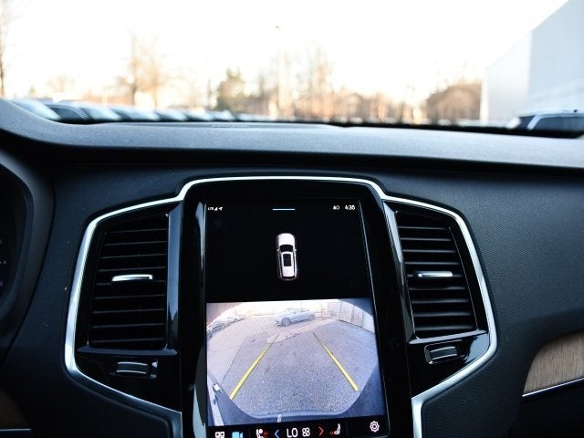 2023 Volvo XC90 B5 Plus