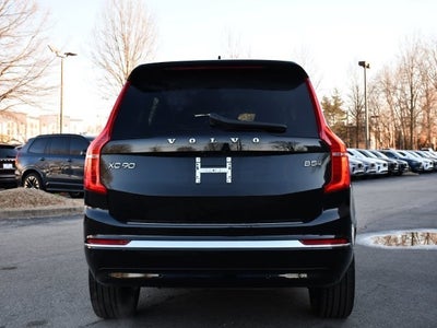 2023 Volvo XC90 B5 Plus