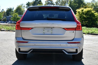 2024 Volvo XC60 B5 Plus Dark Theme