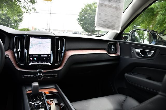 2024 Volvo XC60 B5 Plus Dark Theme