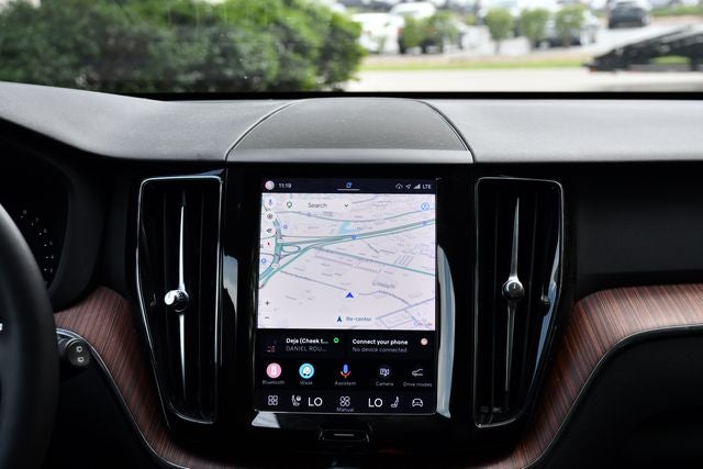 2024 Volvo XC60 B5 Plus Dark Theme