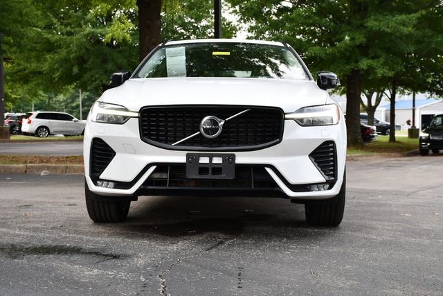 2024 Volvo XC60 B5 Plus Dark Theme