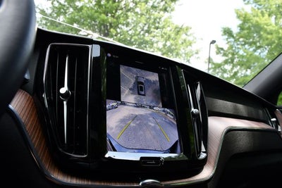 2024 Volvo XC60 B5 Plus Dark Theme