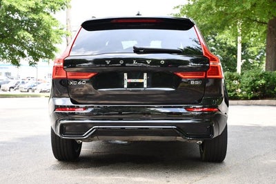 2024 Volvo XC60 B5 Plus Dark Theme