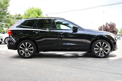 2024 Volvo XC60 B5 Plus Dark Theme