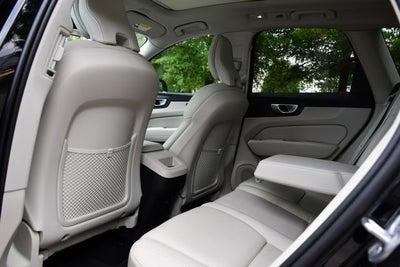 2024 Volvo XC60 B5 Plus Dark Theme