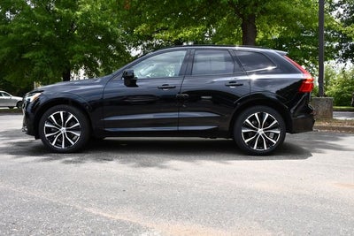 2024 Volvo XC60 B5 Plus Dark Theme
