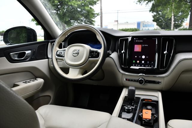 2024 Volvo XC60 B5 Plus Dark Theme