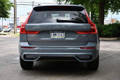 2024 Volvo XC60 B5 Plus Dark Theme