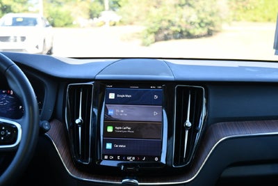 2024 Volvo XC60 B5 Plus Dark Theme