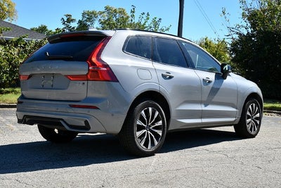 2024 Volvo XC60 B5 Plus Dark Theme