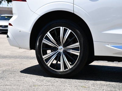 2023 Volvo XC60 B5 Plus Bright Theme
