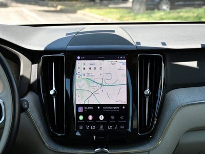 2023 Volvo XC60 B5 Plus Bright Theme
