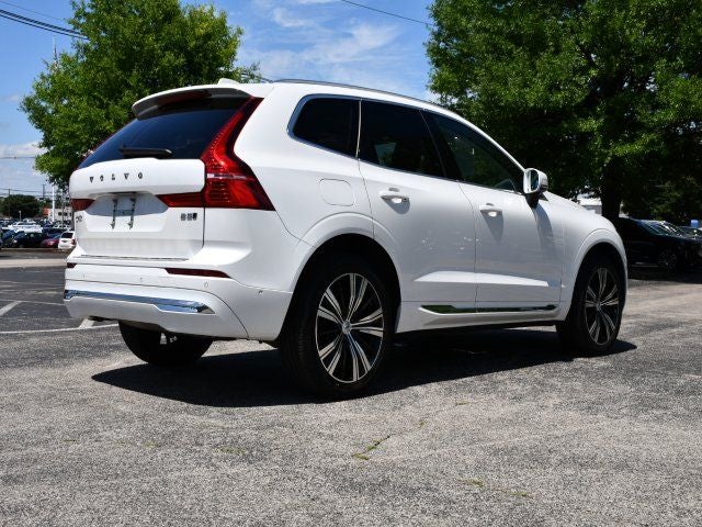 2023 Volvo XC60 B5 Plus Bright Theme
