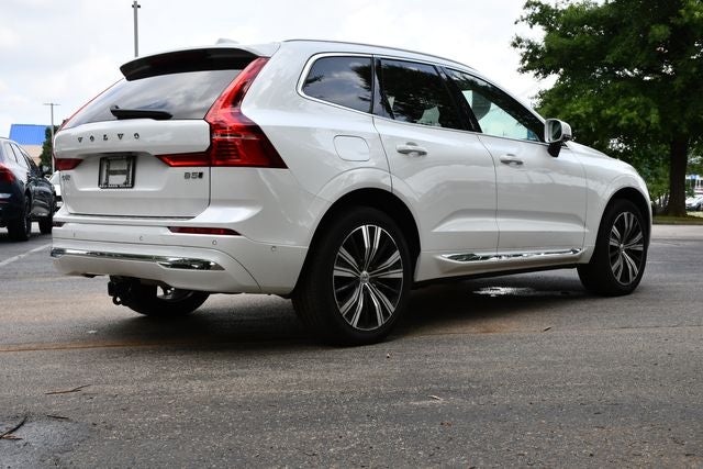 2023 Volvo XC60 B5 Plus Bright Theme