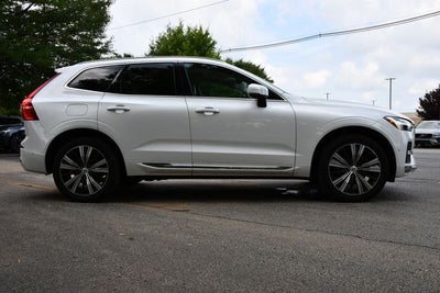 2023 Volvo XC60 B5 Plus Bright Theme