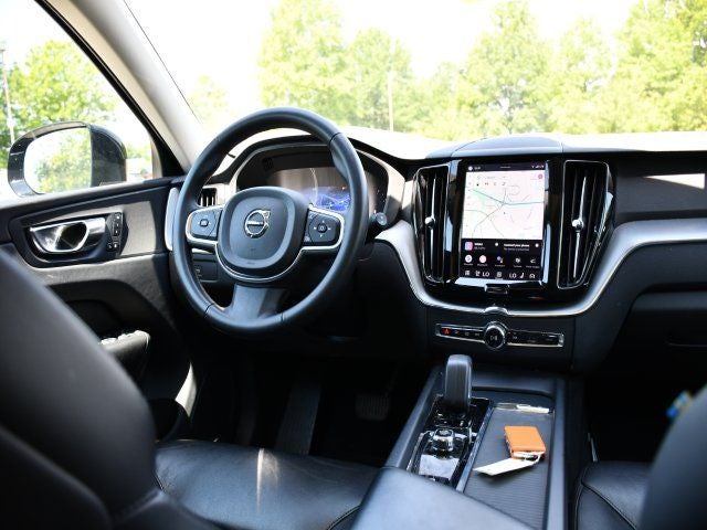2023 Volvo XC60 B5 Core