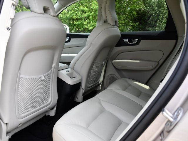 2023 Volvo XC60 B5 Core