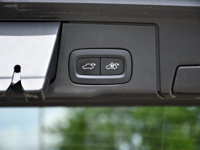 2023 Volvo XC60 B5 Core