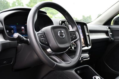 2026 Volvo XC40 B5 Plus