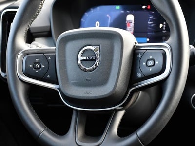 2025 Volvo XC40 B5 Core