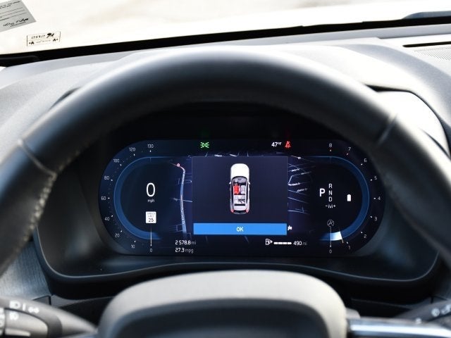 2025 Volvo XC40 B5 Core