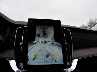 2025 Volvo XC90 B5 Plus 2025.5