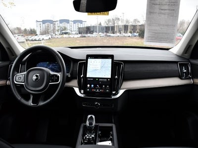 2025 Volvo XC90 B5 Plus 2025.5