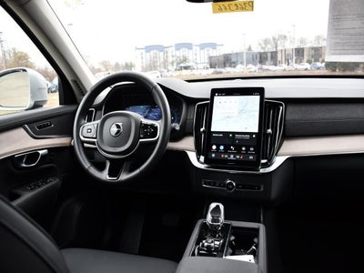 2025 Volvo XC90 B5 Plus 2025.5