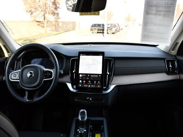 2025 Volvo XC90 B5 Plus 2025.5